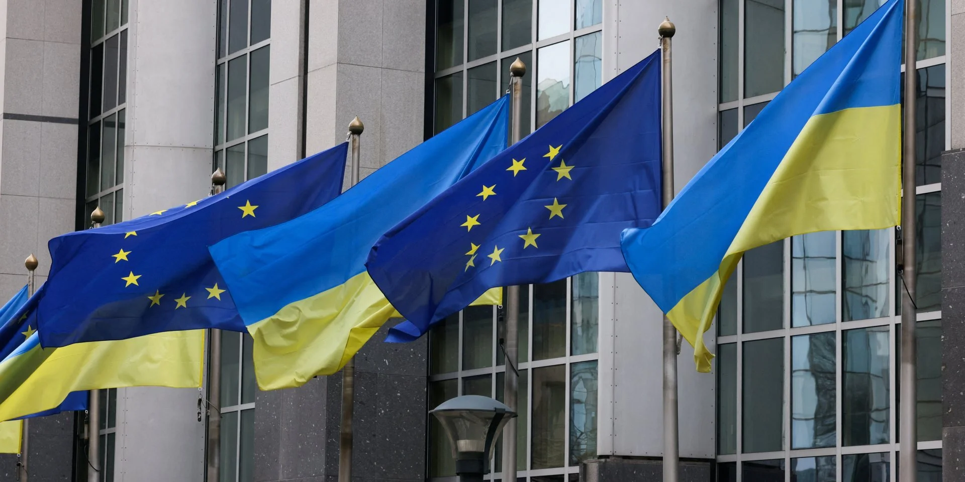 Частина з них підлягає лібералізації. Європейський Союз значно підвищить обсяги квот на експорт чутливих аграрних товарів з України.
