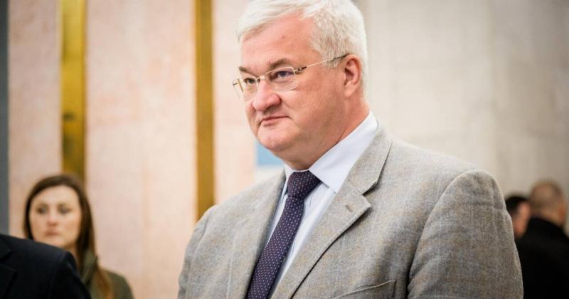 Пора завдати потужного удару по військовому бюджету Росії, - заявив Сибіга.