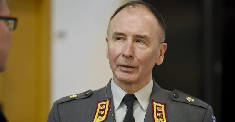 Не слід дозволяти Росії визначати умови ведення війни, - зазначив колишній керівник військової розвідки Фінляндії.