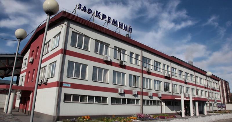 Найзначніший в Росії завод з виробництва кремнію повідомив про призупинення своїх виробничих процесів.