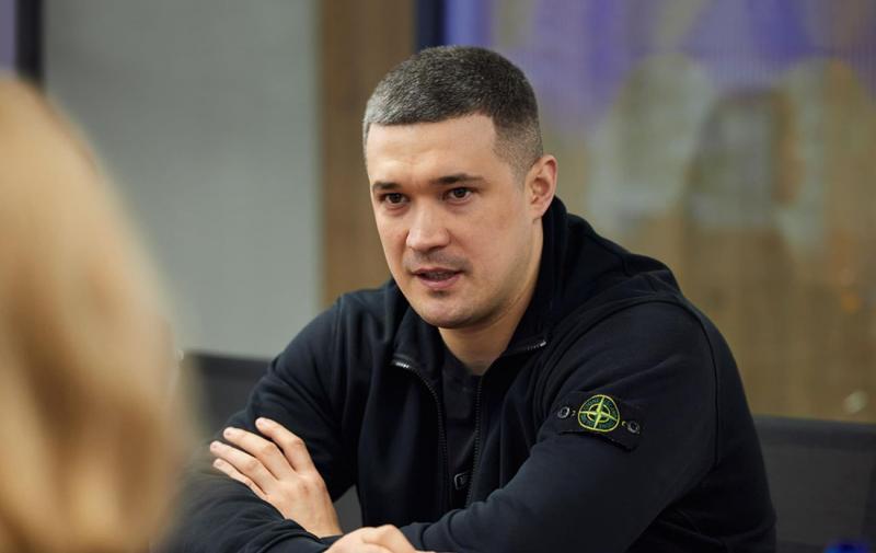 В команді відбудуться зміни. П'ятьох заступників міністра оборони усунули з займаних посад.