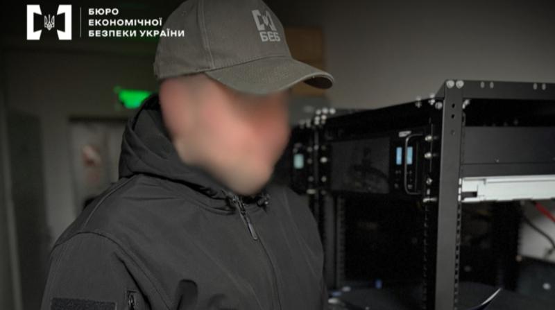 У Київській області було виявлено мережу, що займалася збутом української електроніки для російської компанії, яка має зв'язки з державними організаціями.