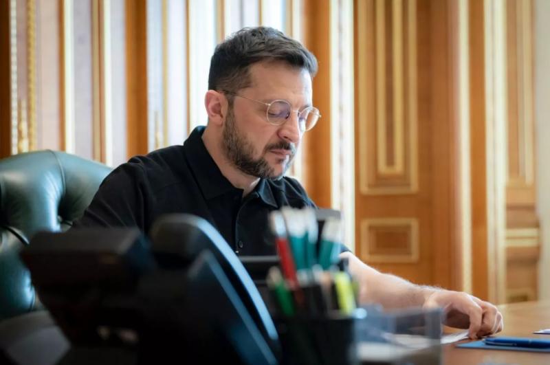 До 8 років ув'язнення: Зеленський затвердив закон, що вводить нові санкції для громадян України - за які дії.