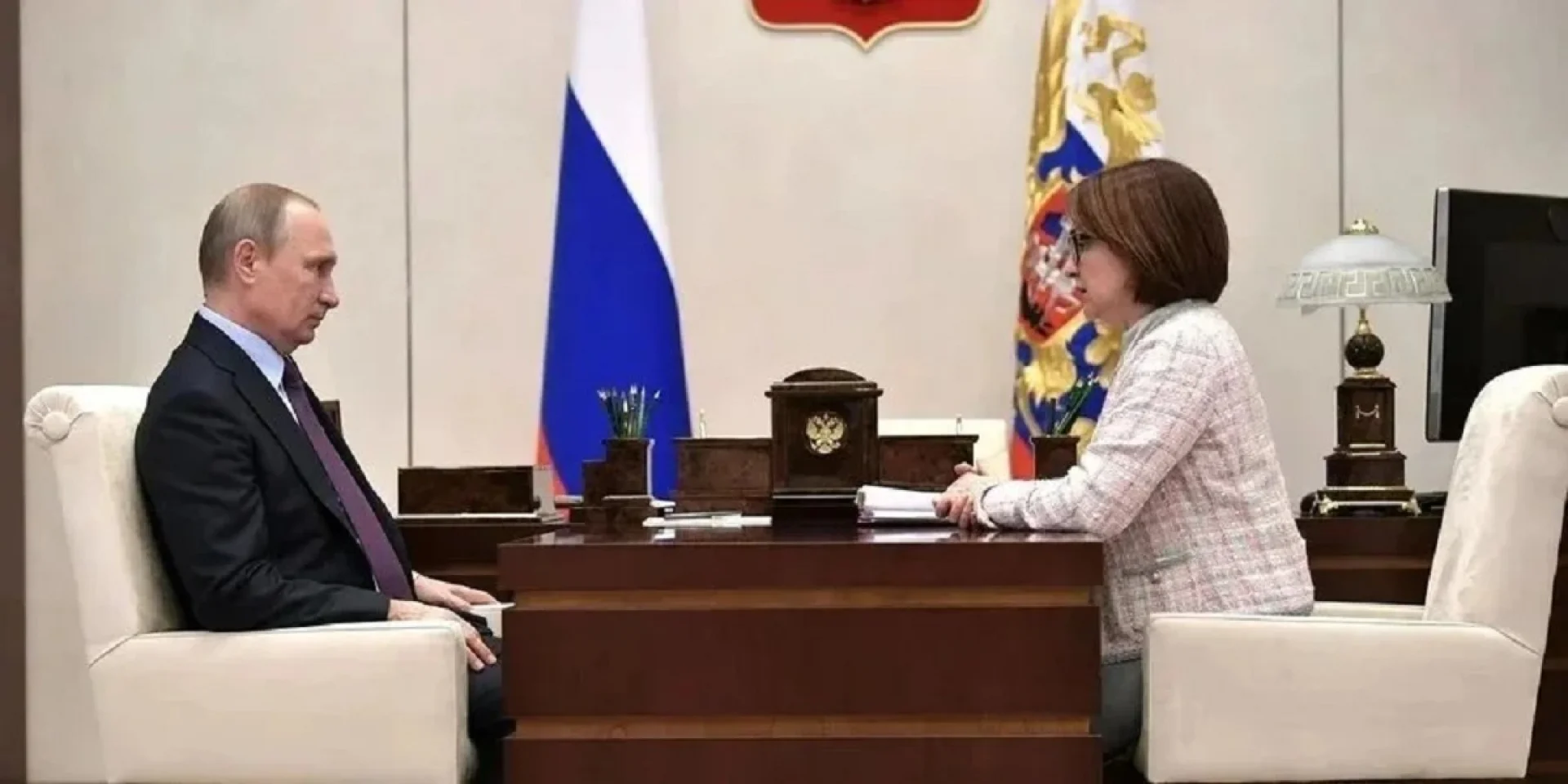 Від'ємне зростання продовжується. У Набіулліної вказали, що причиною падіння російської економіки є погодні умови.