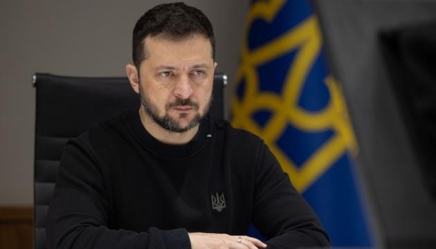 У перший рік конфлікту українці перенесли за межі країни 35 мільярдів доларів, заявив Зеленський.