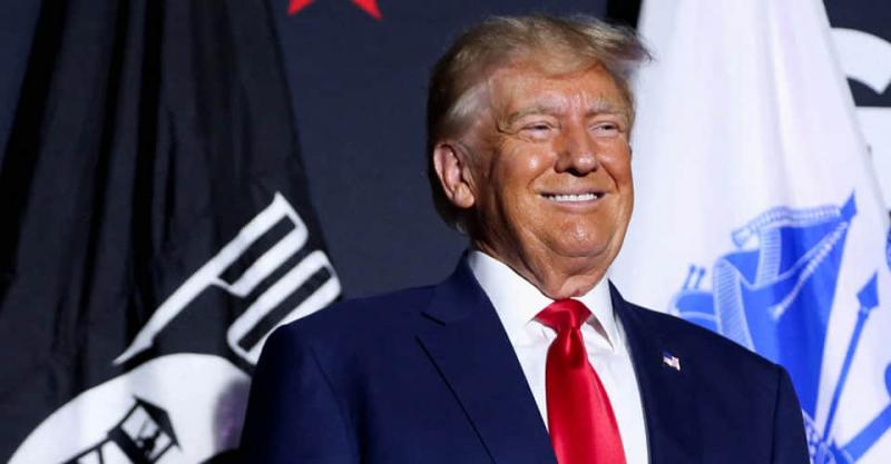Трамп стверджує, що Путін став більш схильним до миру внаслідок зниження цін на нафту.