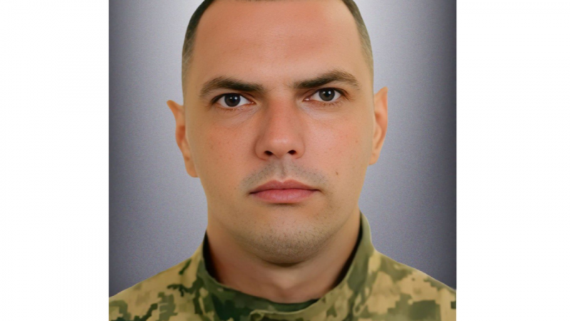Костянтин Митошоп, родом зі Світловодська, мужньо пожертвував своїм життям за Україну на четвертому році війни. Його поховають у Львові.