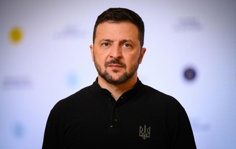 Зеленський пояснив, чому Путін симулює переговорний процес з Україною.
