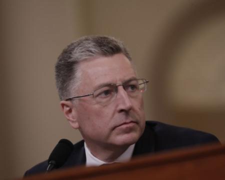 Трамп схвалить постачання озброєння Україні, якщо це принесе користь Сполученим Штатам, - зазначив Волкер.