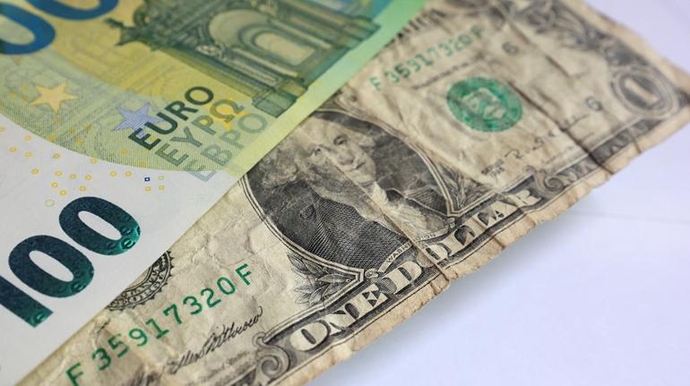 Курс євро стосовно долара може досягти найвищого рівня за останні чотири роки.