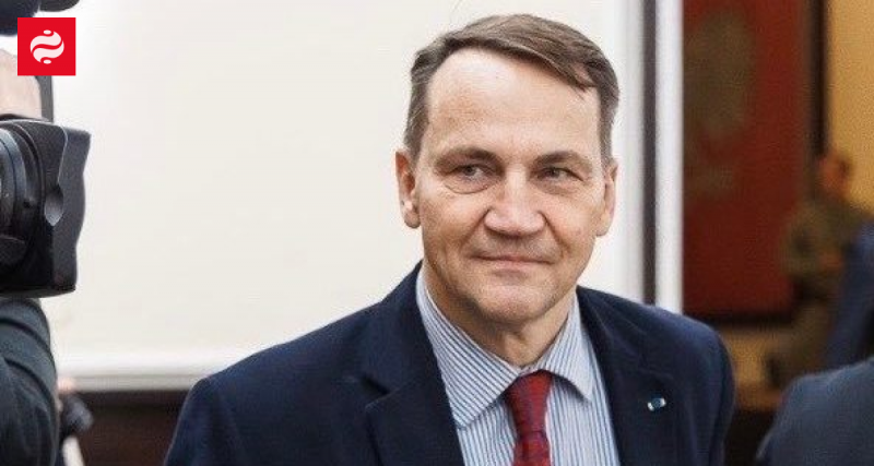 Сікорський вважає, що гонка озброєнь може пришвидшити крах путінського режиму, подібно до того, як це сталося з Радянським Союзом.