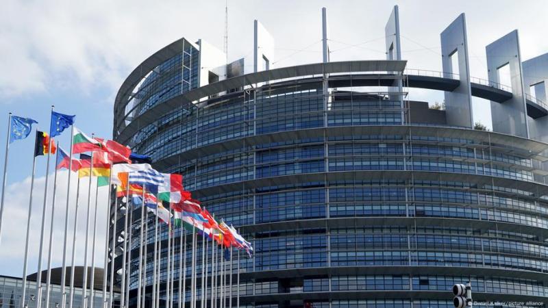 Європейський парламент виступив із закликом покарати тих, хто завдає страждань мирним громадянам України.