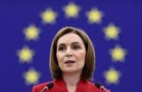 На парламентських виборах у Молдові партія Маї Санду здобула офіційну перемогу.