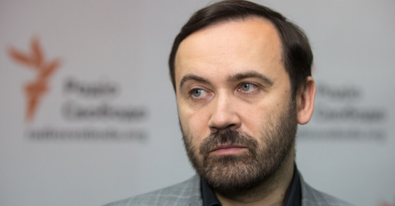 Пономарьов висловив припущення щодо можливих обставин, які можуть спонукати до протестних акцій в економіці Російської Федерації.