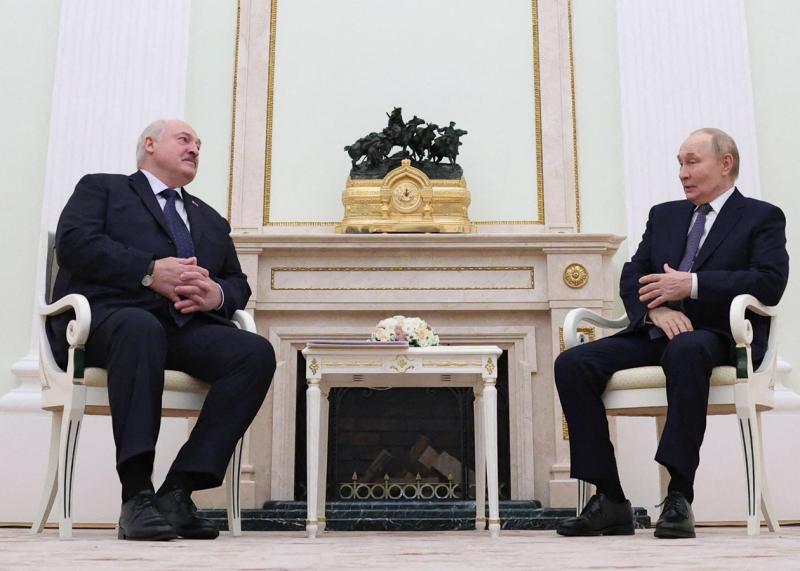 Лукашенко визнanяв наявність труднощів у економіках Білорусі та Росії.