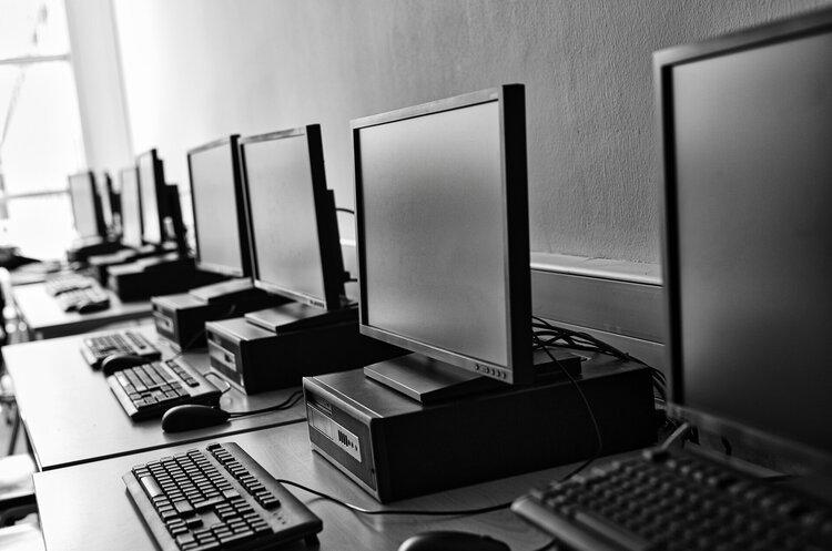 Російський сектор інформаційних технологій зазнає втрат у своїх позиціях через зростання податкового навантаження, згідно з даними розвідки.