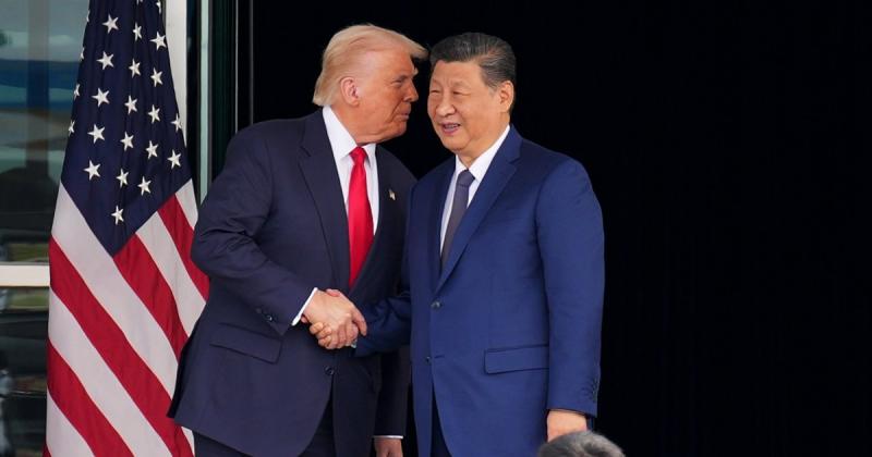 Зустріч між Трампом і Сі Цзіньпіном – США поновлюють ядерні тестування.