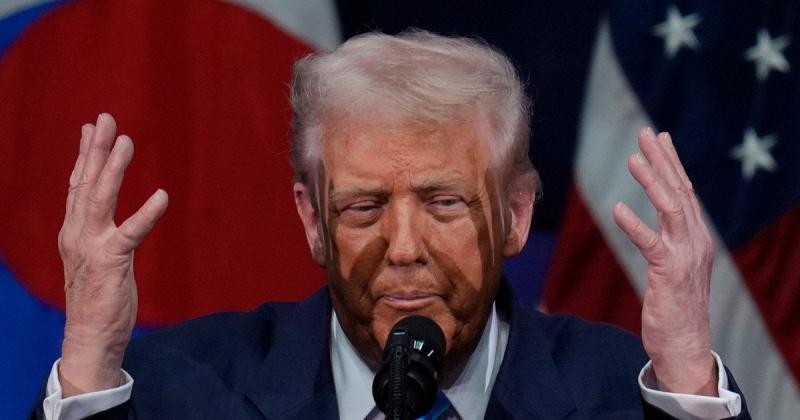 Трамп звинуватив демократів у перешкоджанні наданню допомоги незаможнім внаслідок шатдауну.