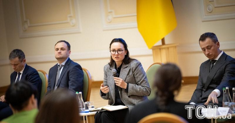 Скільки б коштували квитки на потяги без державних субсидій: Свириденко вразила цифрами.