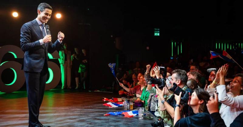 Той, хто переміг друзів Росії та популістів. Ознайомтеся: Роб Єттен, потенційний прем'єр-міністр Нідерландів.