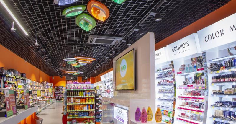 ЄБРР та Укрсиббанк надали фінансування в розмірі €3,1 млн компанії Eva для розвитку її логістичних можливостей. Це підтримка українського ритейлера від Delo.ua.