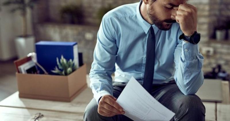 Уряд має намір ввести ПДВ для фізичних осіб-підприємців з доходом, що перевищує 1 мільйон гривень, а також запровадити оподаткування на всі імпортовані посилки - Bloomberg -- Delo.ua.