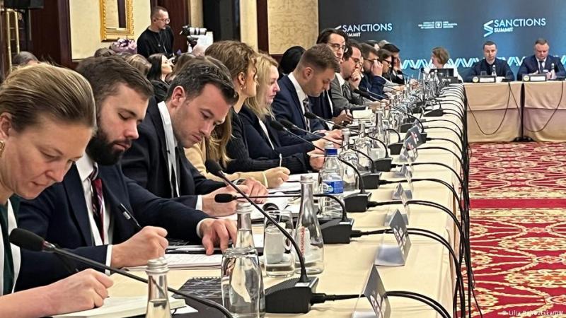 Потрібен новий підхід до санкцій: чи існують у Росії вразливі місця?