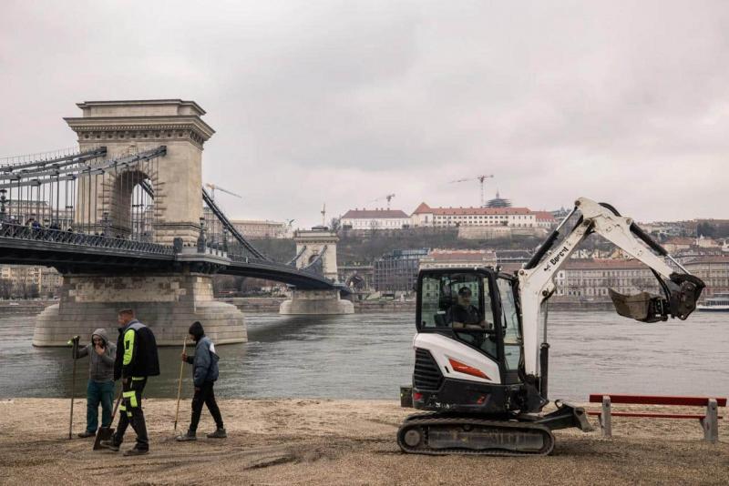 Орбан суттєво збільшить розмір мінімальної зарплати за кілька місяців до виборів до парламенту.