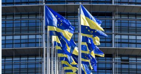 Без фінансової підтримки Європейського Союзу економічний крах України може стати реальністю всього за кілька місяців, повідомляє The Telegraph.