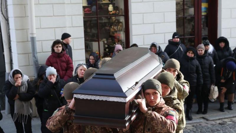 Ігор Орлов, Роман Супрун та Олег Холявка. Львів проведе в останню путь луганчанина та львів'ян.