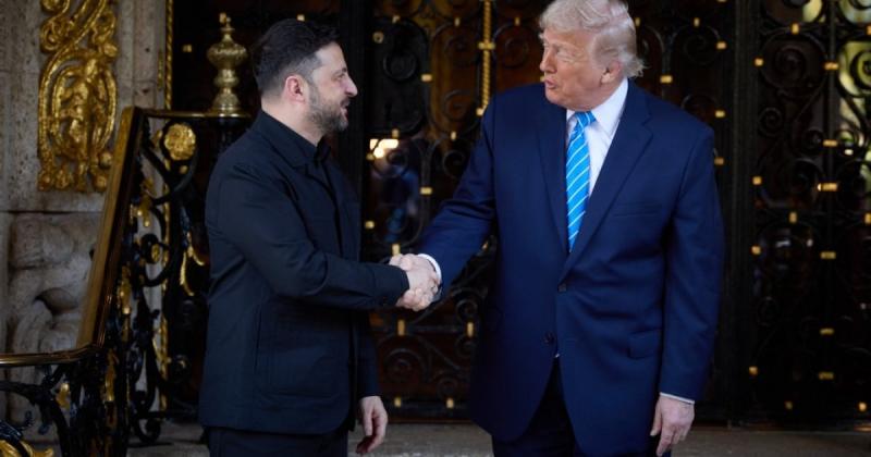 Сполучені Штати та Україна мають намір укласти угоду на суму $800 мільярдів для відновлення країни, повідомляє Delo.ua.