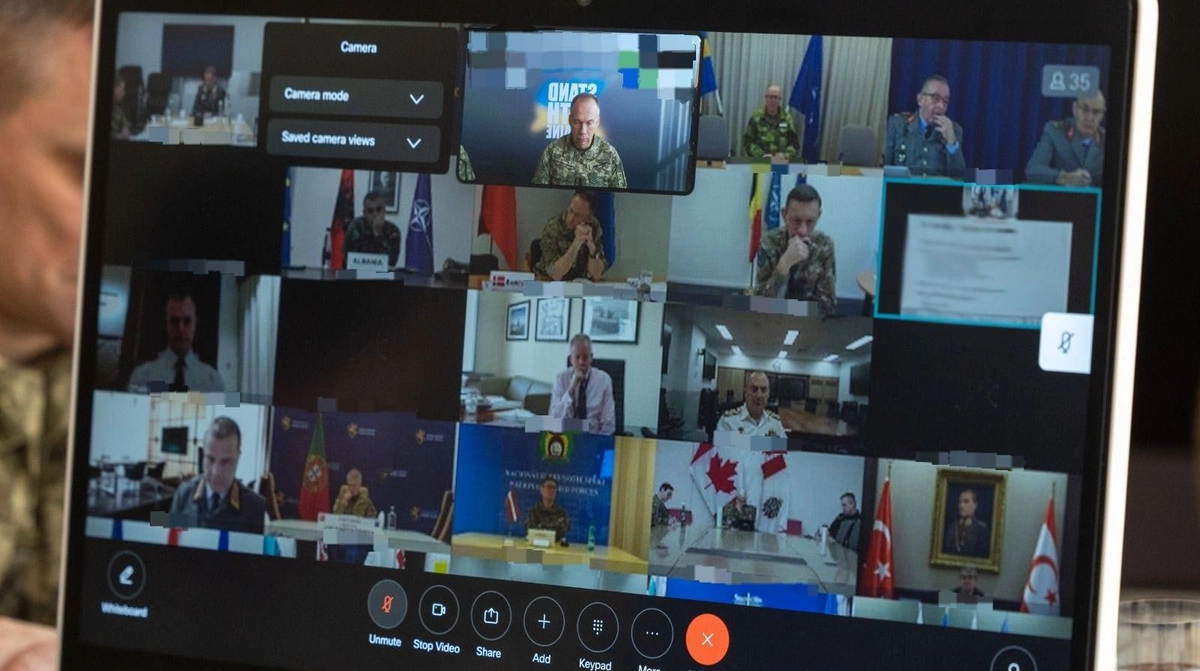 Сирський провів зустріч з командувачами сил країн 