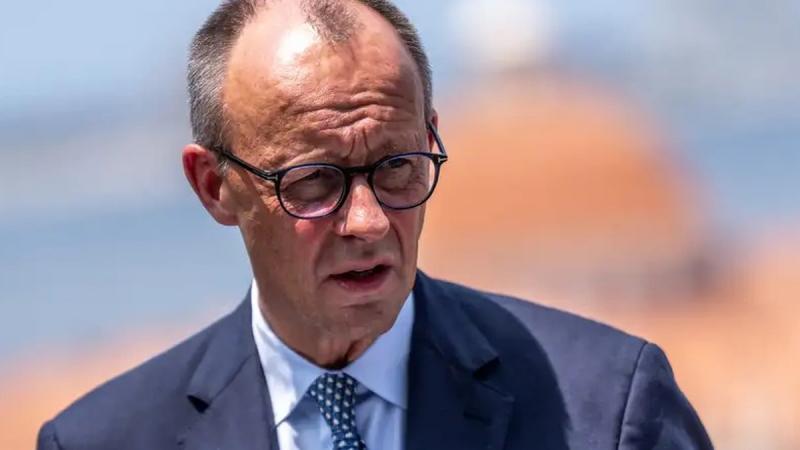 Мерц підкреслив, що митні тарифи Трампа завдадуть шкоди не лише європейцям, але й американським громадянам.