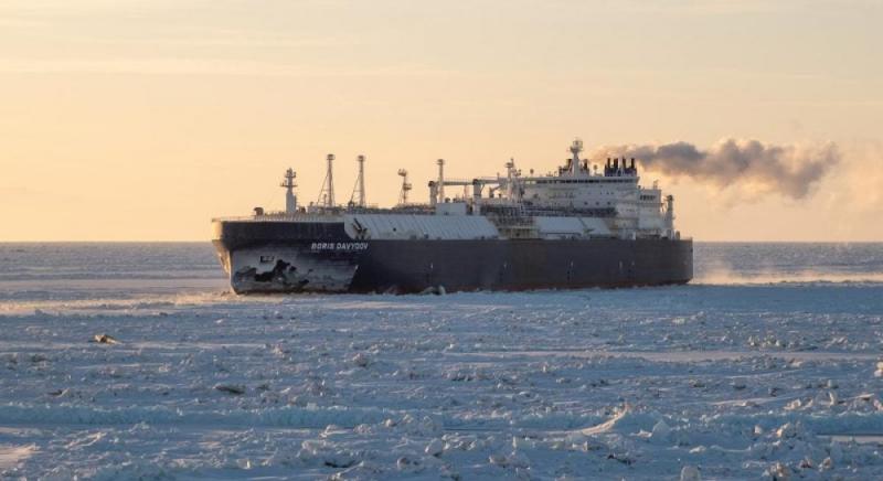 Британія має намір захоплювати кораблі, що належать тіньовому флоту, пов'язаному з Росією, - повідомляє The Guardian.