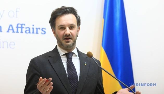 Відмова від постачання газу в Україну призведе до втрати Угорщиною $1 мільярда, заявив представник Міністерства закордонних справ.