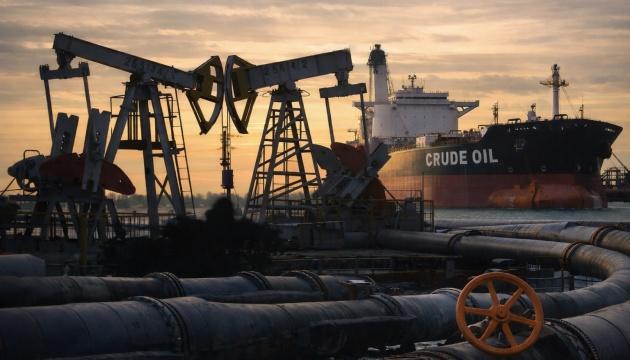 Ормузький вузол: як обмеження в протоках спонукало Саудівську Аравію видобувати нафту через піски пустелі.