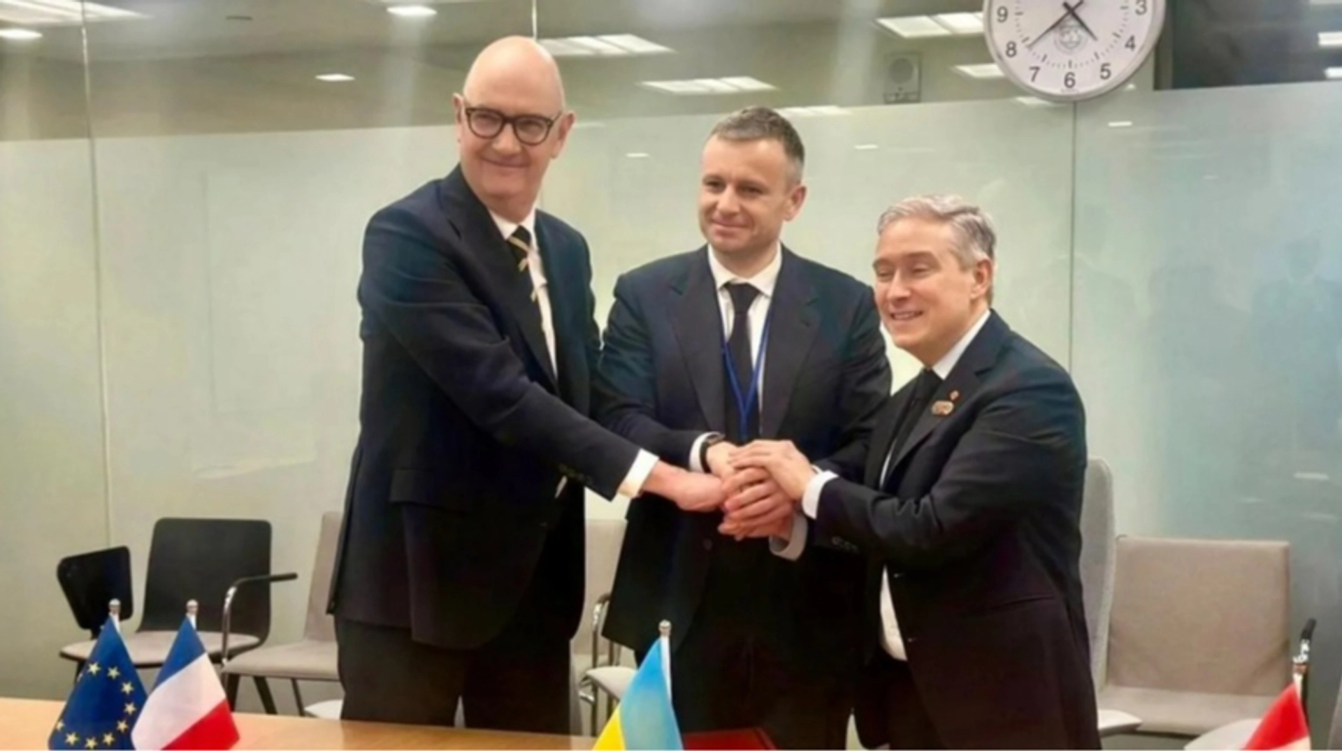 Україна досягла угоди щодо перенесення термінів погашення державного боргу.