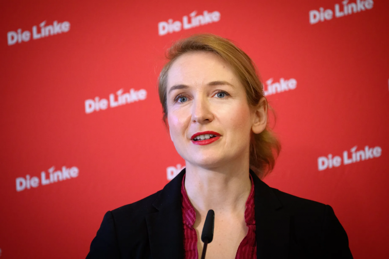 В Німеччині висловили підтримку ідеї скасування коротких авіарейсів через можливий дефіцит пального для літаків.