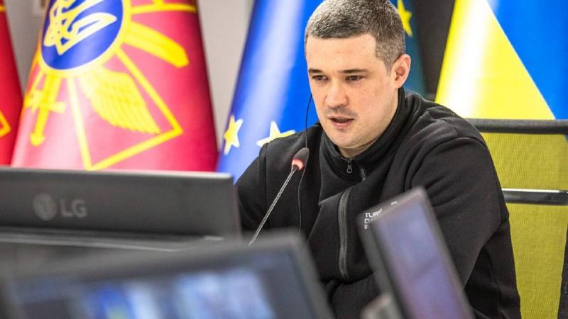 Міністр оборони: В Збройних Силах України вперше запроваджується універсальна наземна станція для безпілотників, що використовують оптоволоконні технології.