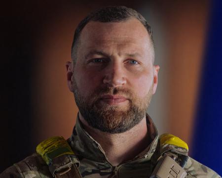 Хмару обрали виконуючим обов'язки міністра оборони на тимчасовій основі.