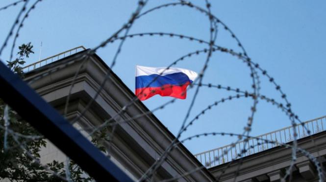 Згідно з повідомленнями ЗМІ, удари України призвели до виникнення паливної та енергетичної кризи в Криму.