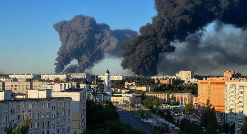 Україна підриває довіру між Путіним та російським населенням, - повідомляє Le Monde.