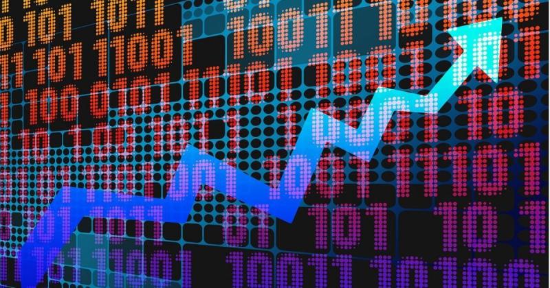 Інфляційний процес уповільнився, проте Національний банк України застерігає: вартість товарів знову може зрости.