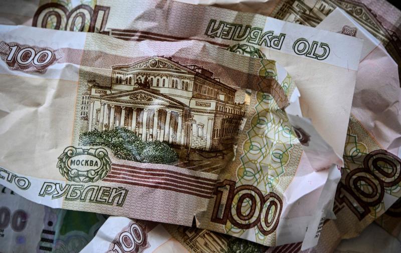 Розвідка повідомляє, що Росія таємно виготовляє рублі для продовження фінансування військових дій.