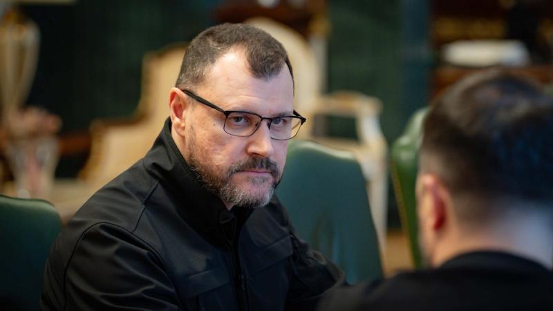 РНБО буде виконувати роль координатора в питаннях фізичної безпеки логістичних процесів, а також у реагуванні на удари та їх відновленні, заявив Клименко.