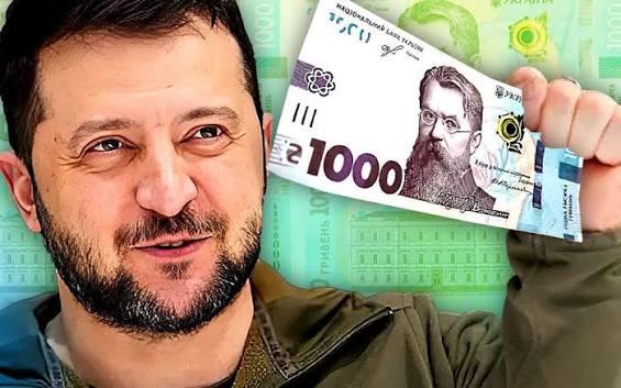 У Зеленського вже ведуть розмови про потенційних наступників Пишного, повідомляє Bloomberg.
