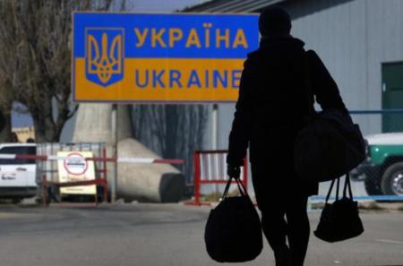 Трудова міграція в числах: скільки українців виїхало до Європейського Союзу та які наслідки це має для ринку праці.