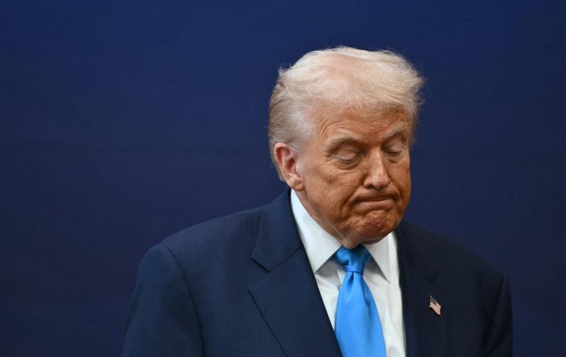 Рейтинг Дональда Трампа досяг найнижчого показника за весь період його перебування на посаді президента.
