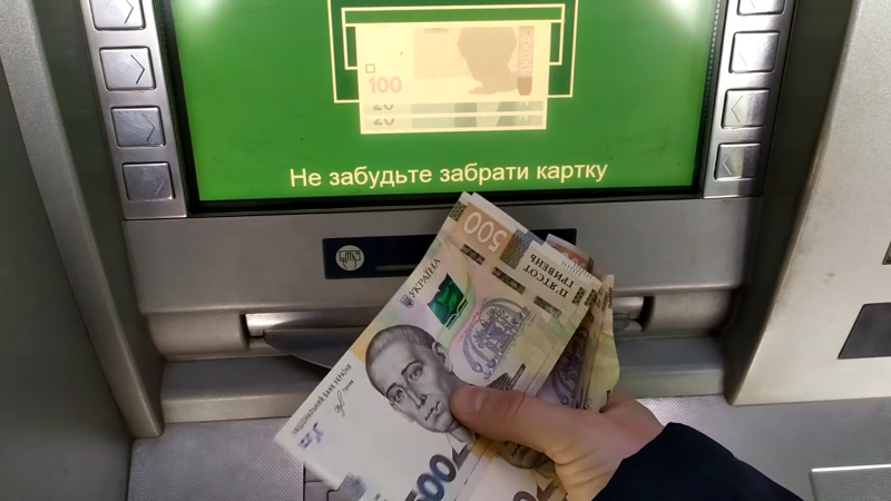 В Україні спостерігається значний брак робочої сили: оголошено про підвищення зарплат.