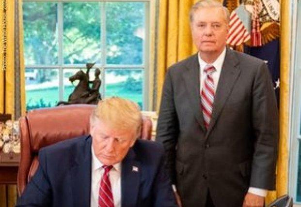 Трамп ухвалив законодавство про санкції щодо Росії: чи вплине це на Китай і Індію?
